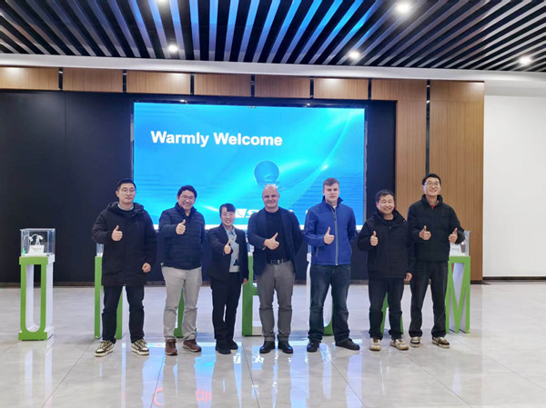 Kundenfabrikaudit in Großbritannien erfolgreich abgeschlossen, exklusive Produktanpassung vereinbart